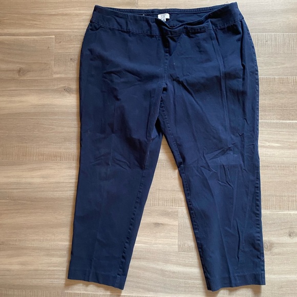 crown & ivy Pants - Crown & Ivy Curvy Women’s Pull On Pants